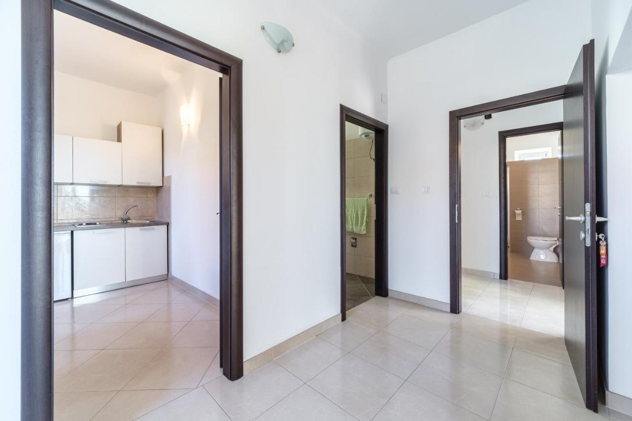 Beach Paradise Apartments Podstrana Extérieur photo